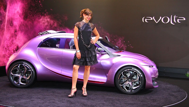 IAA Frankfurt 2009: prototyp Citroën REVOLTE - szczególnie dla pań... (fotogaleria)