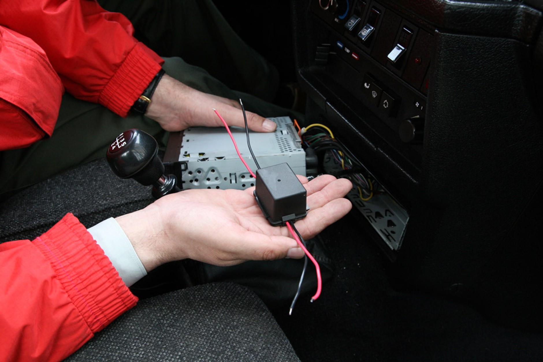 Jak pozbyć się zakłóceń w CB radiu?