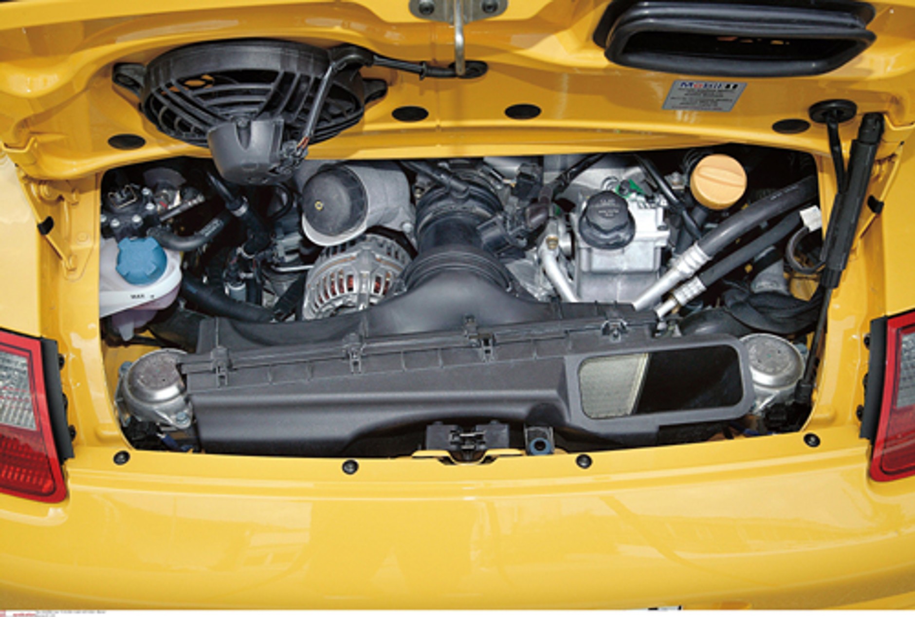 Lancer Evo IX kontra 911 GT3 - Ta sama frajda za 1/ 3 ceny?