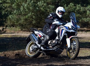 Honda CRF1000L Africa Twin - Jesteś legendą