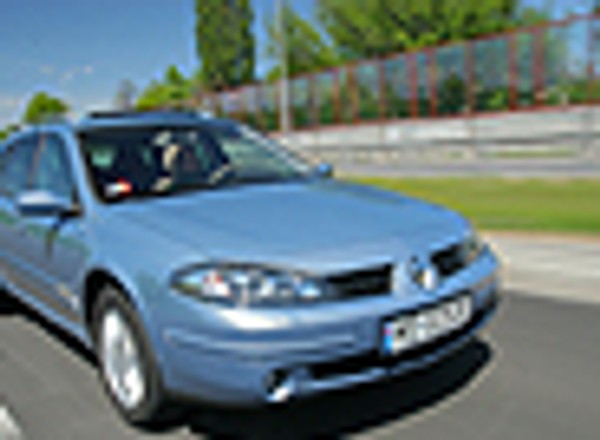 Renault Laguna - Oszczędny elegant