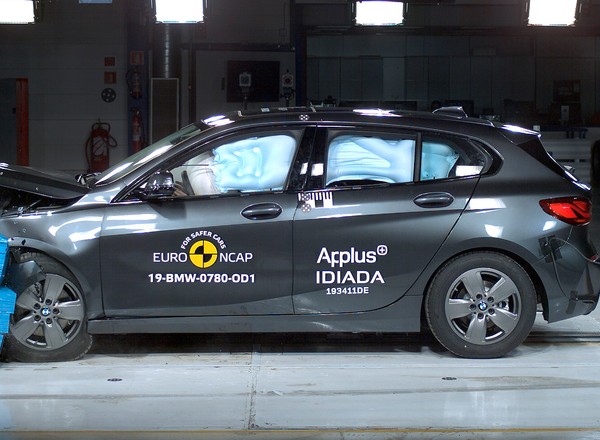 Euro NCAP przetestowało nowe BMW serii 1 i 3, Peugeota 208 i Jeepa Cherokee