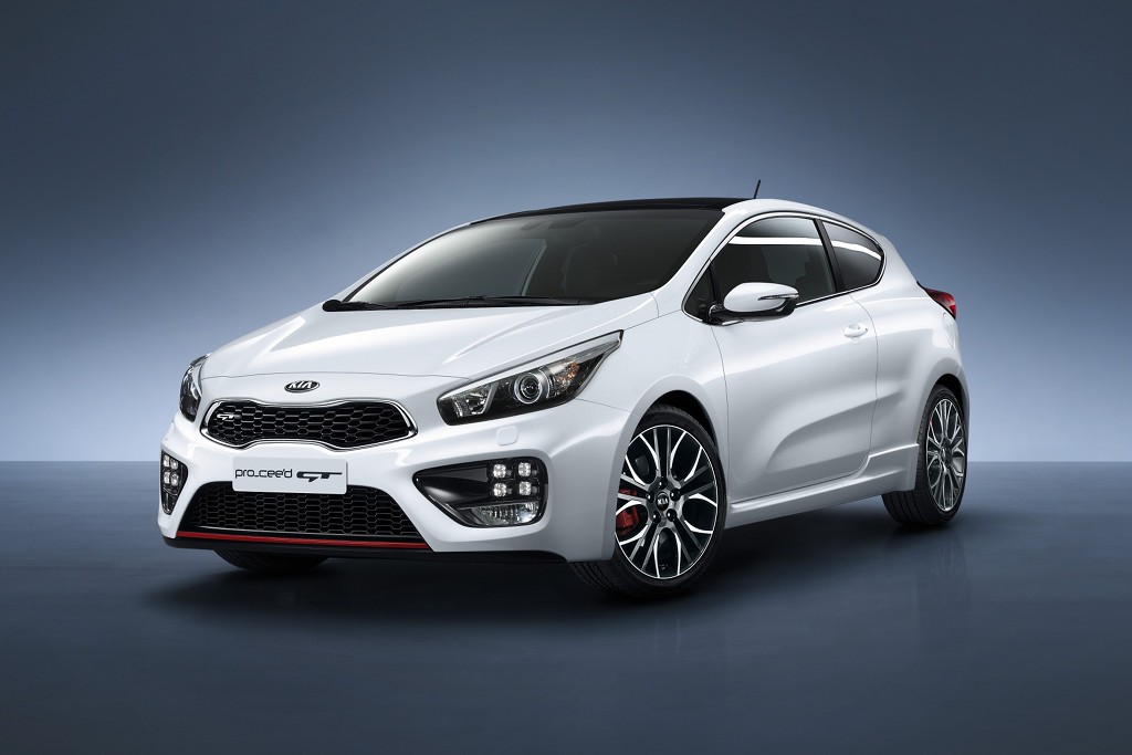 Polskie premiery Kii Carens i pro_cee'd GT