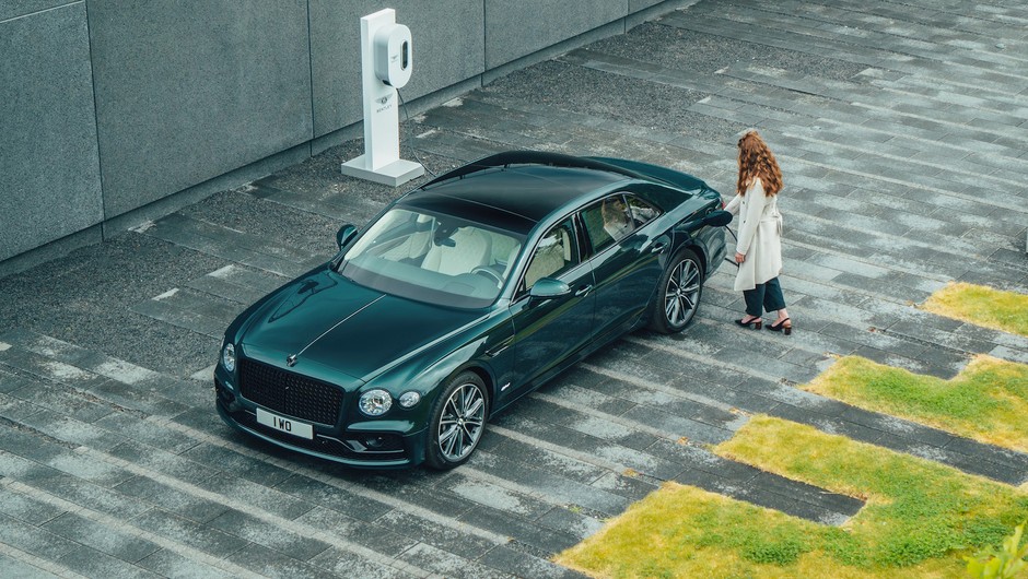 Bentley Flying Spur Hybrid