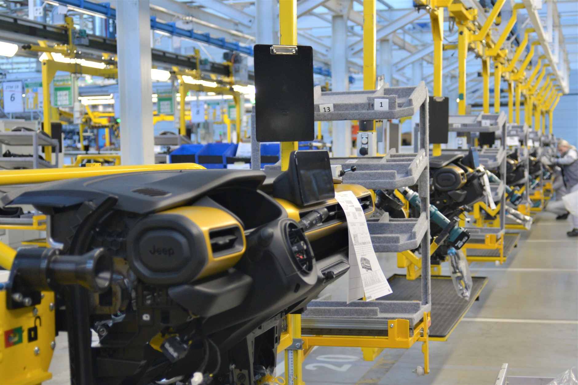 Jeep Avenger. pierwszy (nie tylko) elektryczny Jeep z Polski