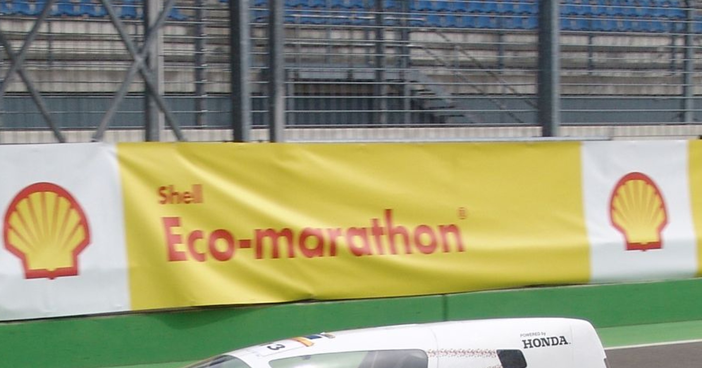 Shell Eco-marathon 2011: ile km na 1 litrze?