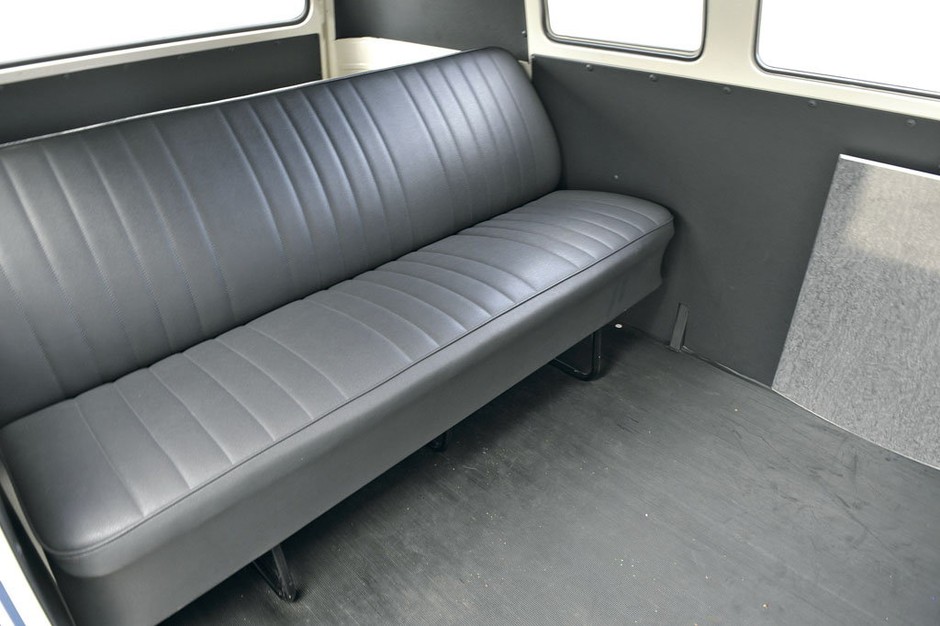 Volkswagen Bus T1 - wierny towarzysz podróży