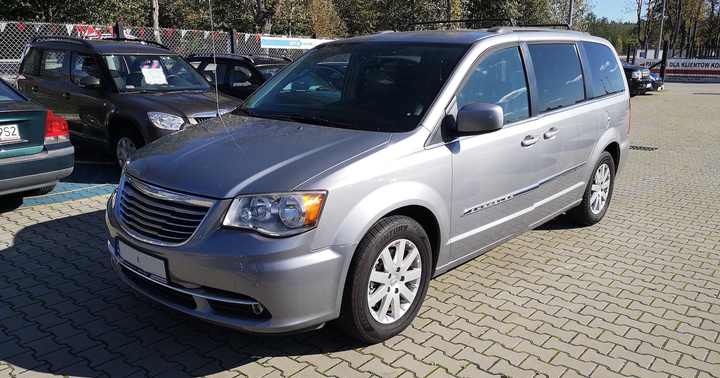 Auto z ogłoszenia – Chrysler Town&Country 2016