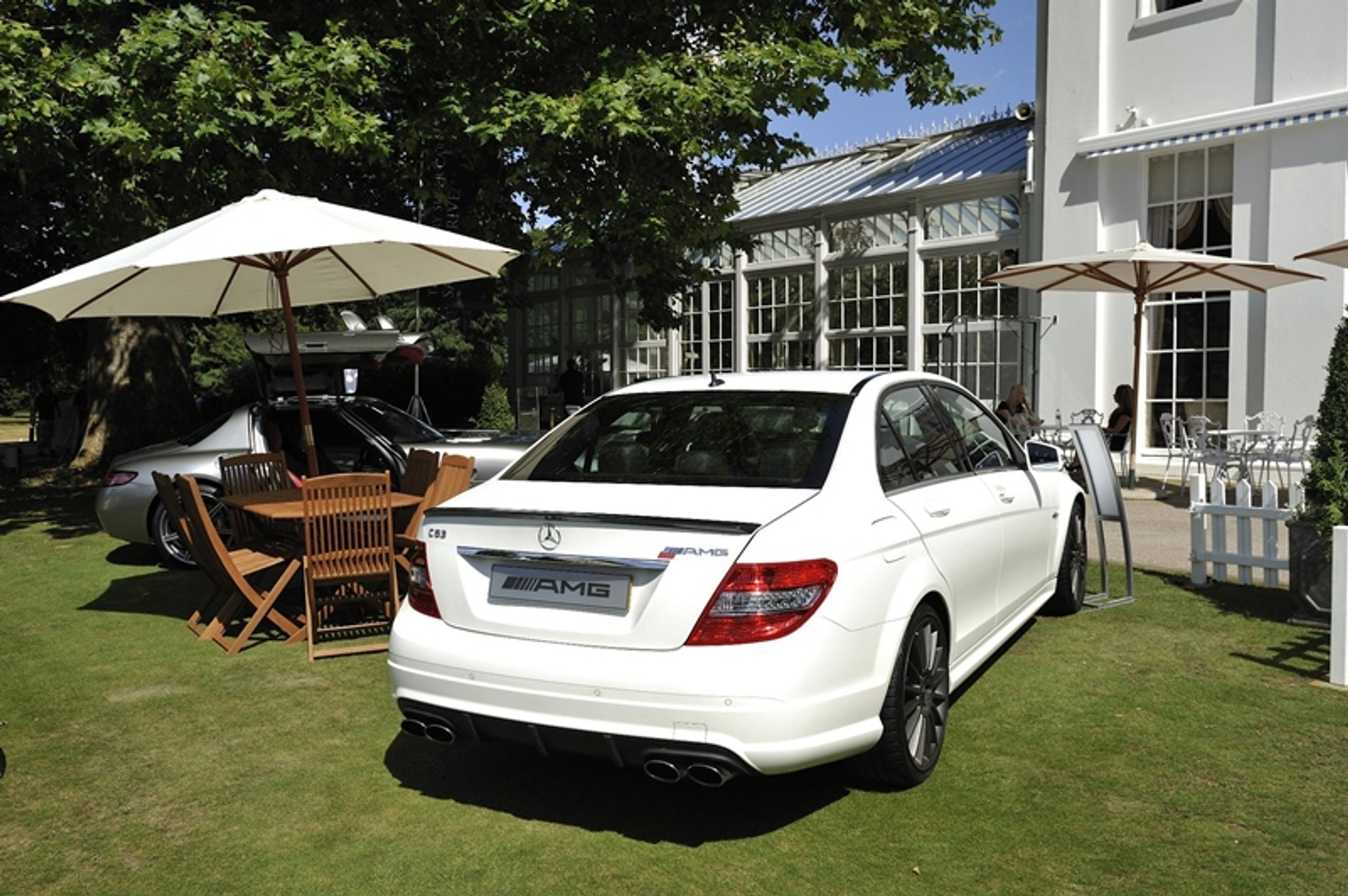Salon Privé – salon samochodowy dla bogaczy