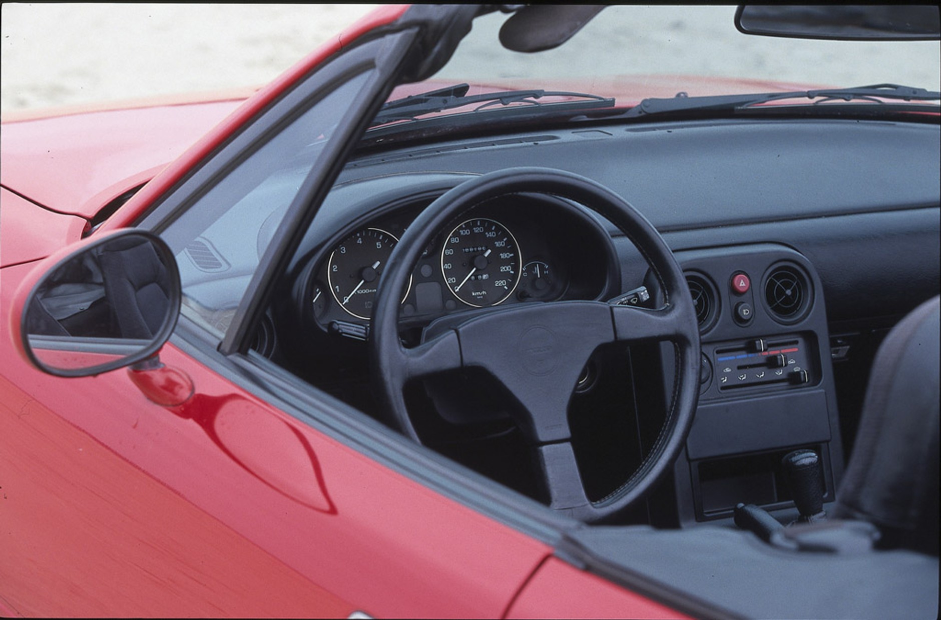 Mazda MX5 - Auto małe, lekkie, fajne i bez dachu - zdjęcia