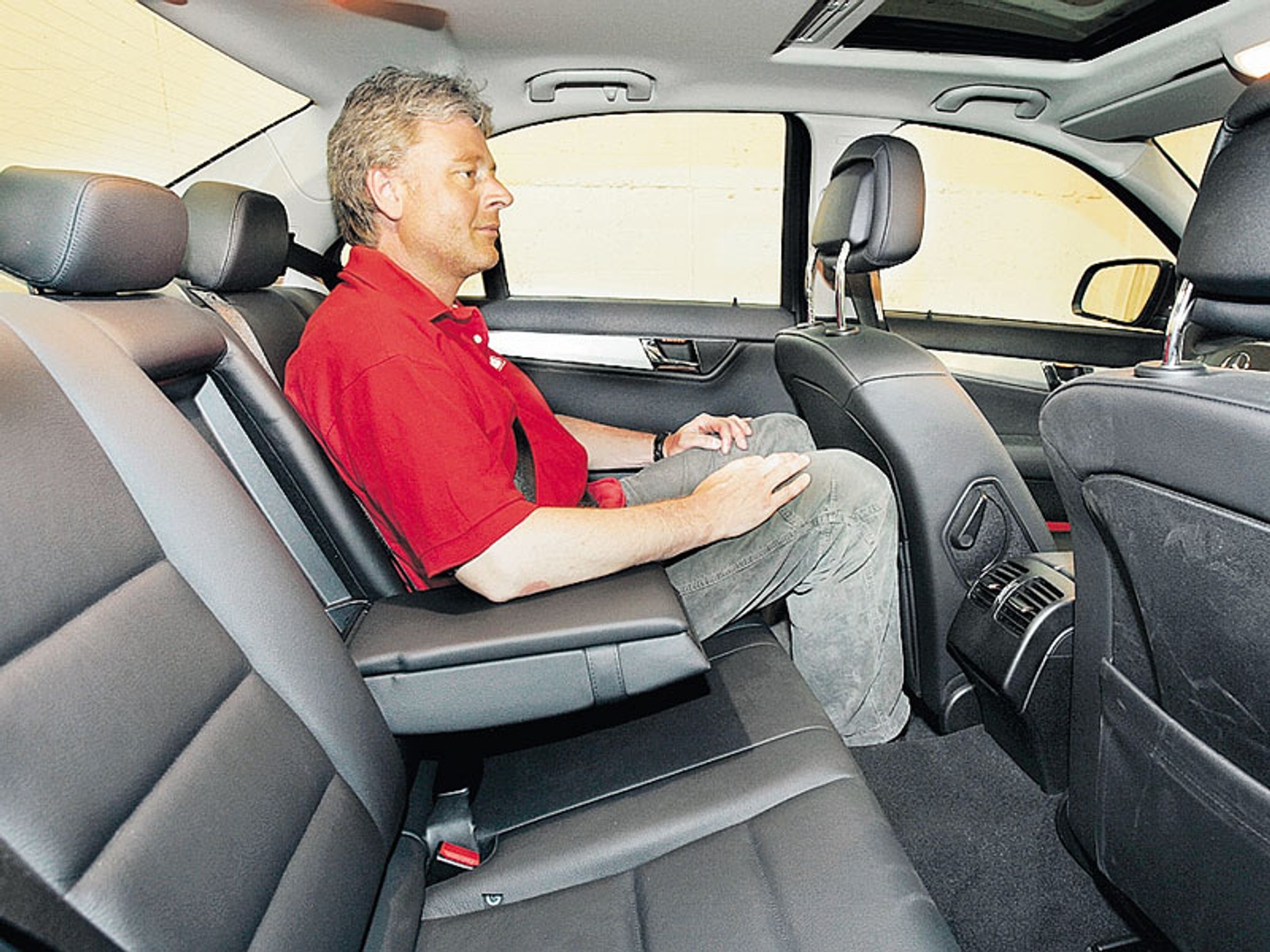 Test porównawczy: Alfa Romeo 159 2,4 JTD / Audi A4 2,0 TDI / BMW 320d / Lexus IS 220d / Mercedes-Benz C 220 CDI