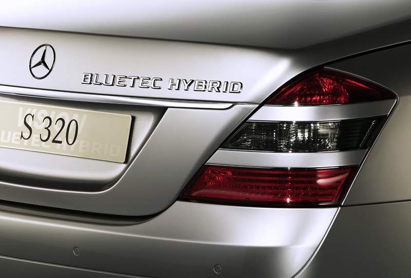 Hybrydowy Mercedes-Benz klasy S pojawi się na rynku w roku 2008