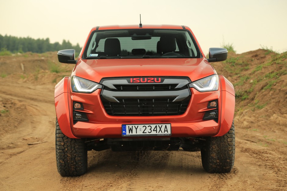 Isuzu D-Max Arctic Truck AT 35 (2022 r., 3. generacja)