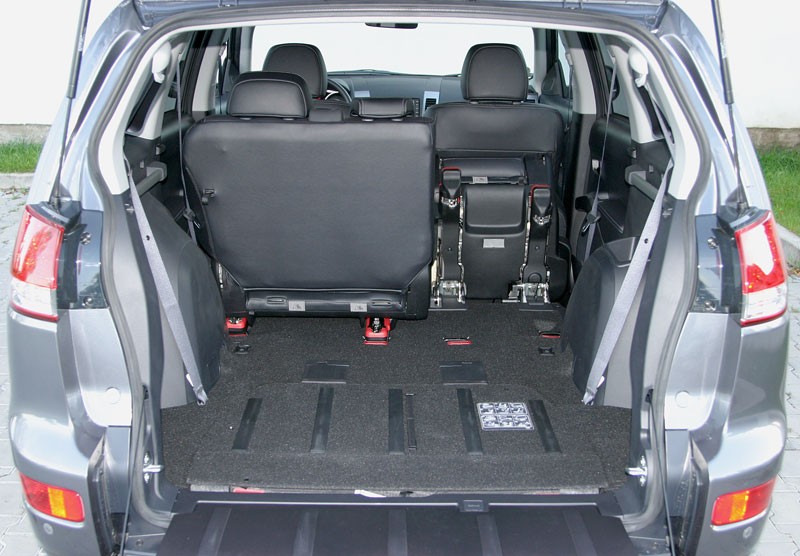 Citroën C-Crosser 2,2 HDI - spełnienie marzeń za 140 tys. zł