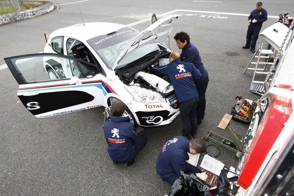 Peugeot 208 R2 – rajdowy lew