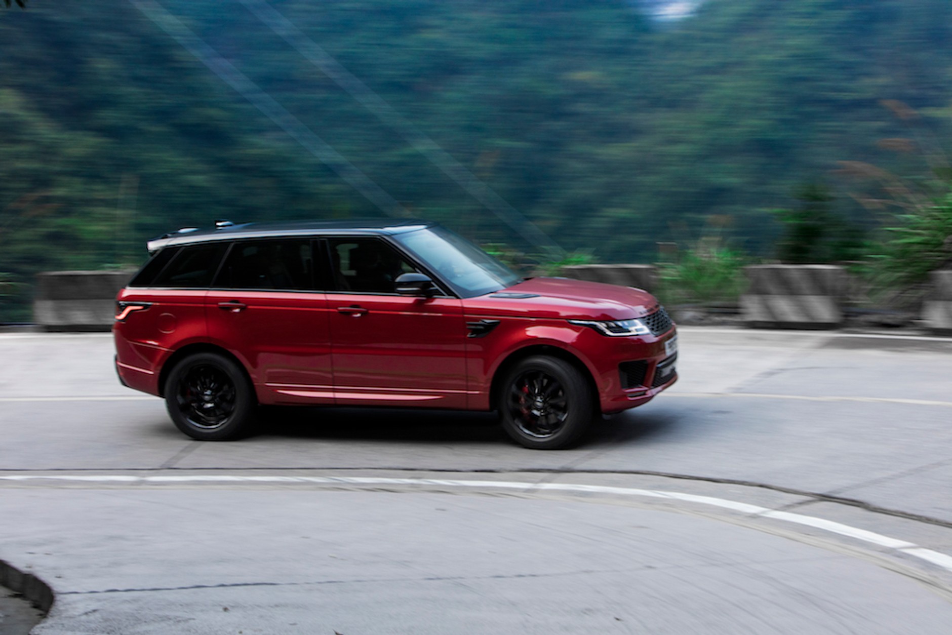 Range Rover Sport zdobył Bramę Nieba