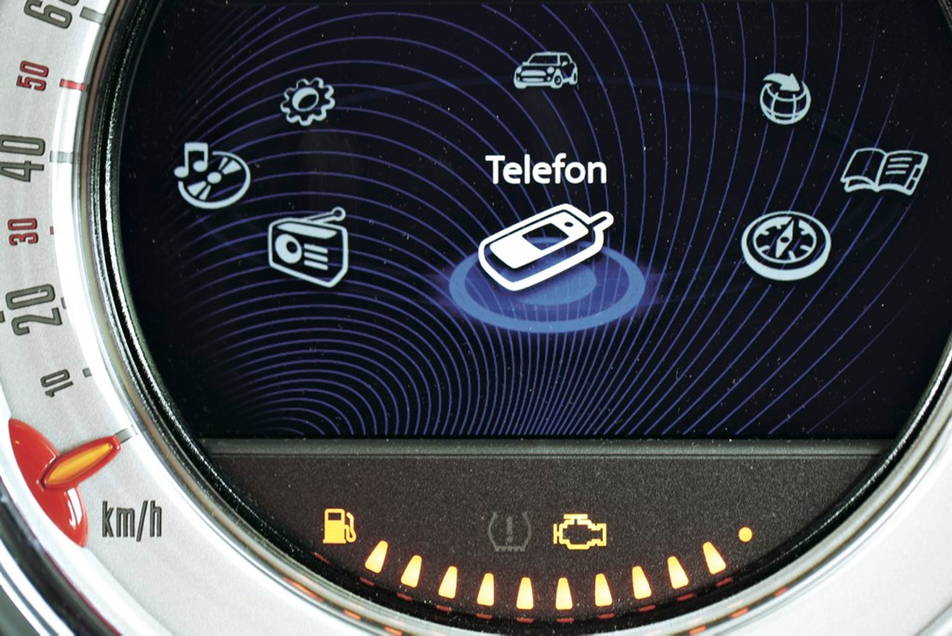 Mini Countryman, multimedia