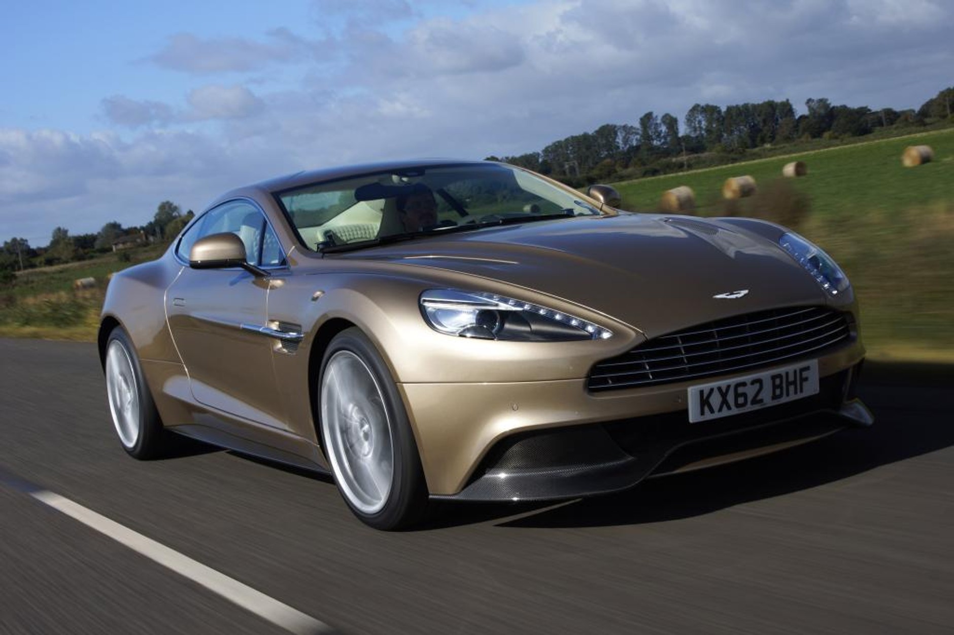 Jak jeździ Aston Martin Vanquish?