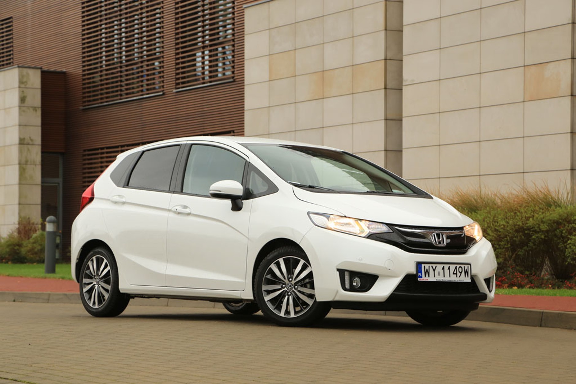 Honda Jazz 1.3 CVT Elegance - praktyczna i oszczędna, ale...