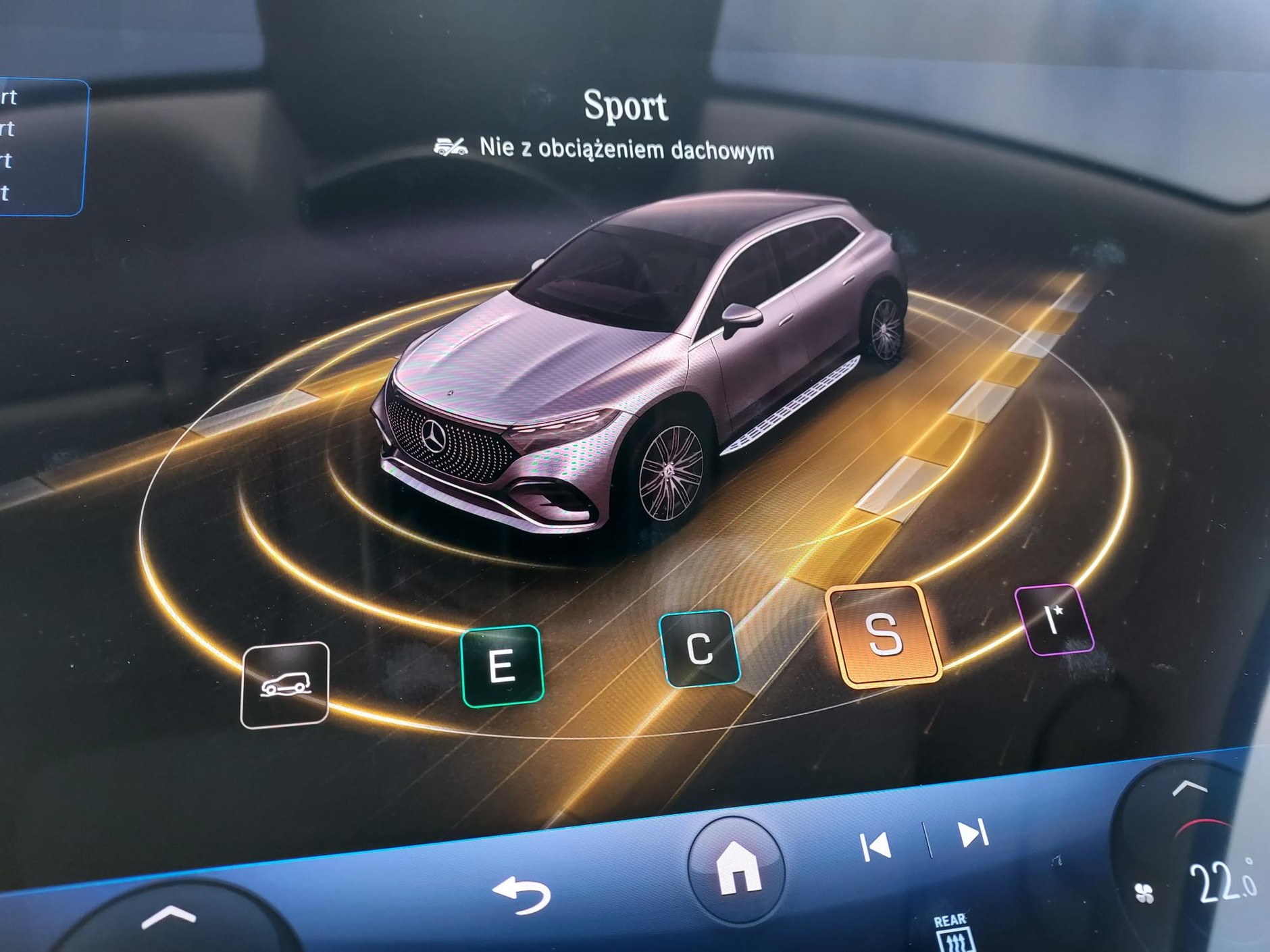 Mercedes EQS SUV