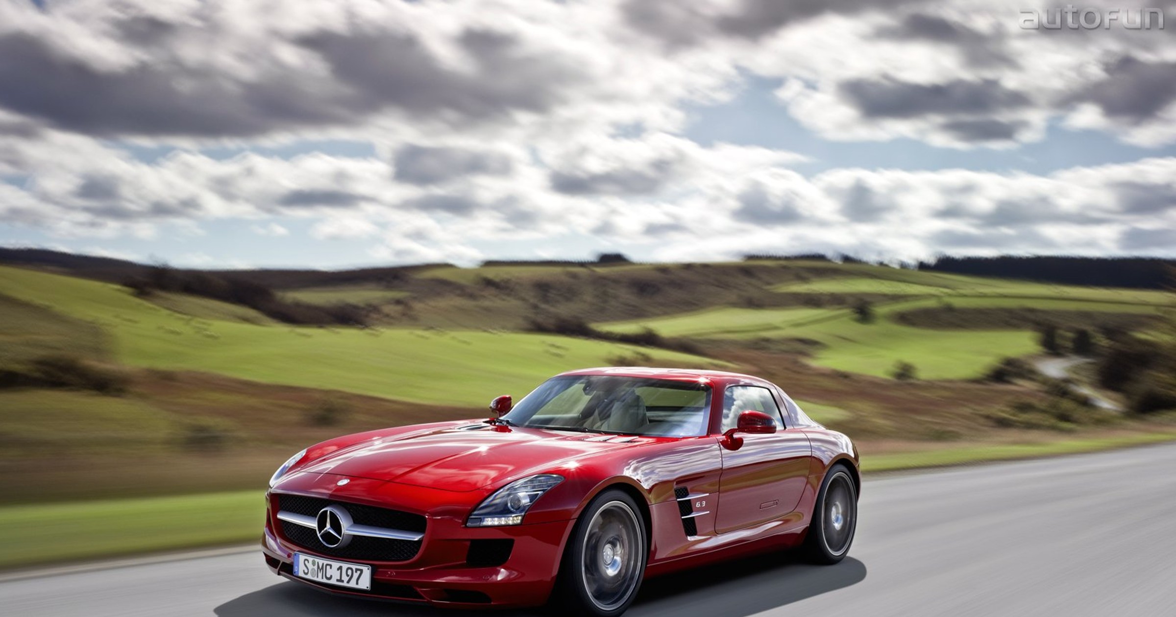 Mercedes SLS AMG