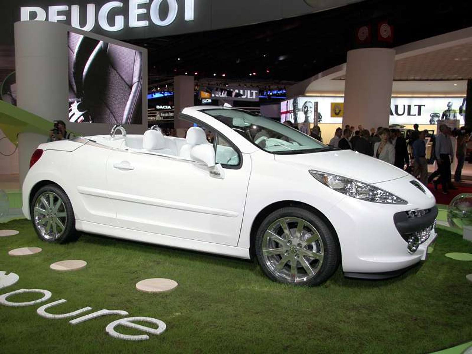 Paryż na żywo: fotogaleria z targów – Pierwszy dzień targów (2/2)