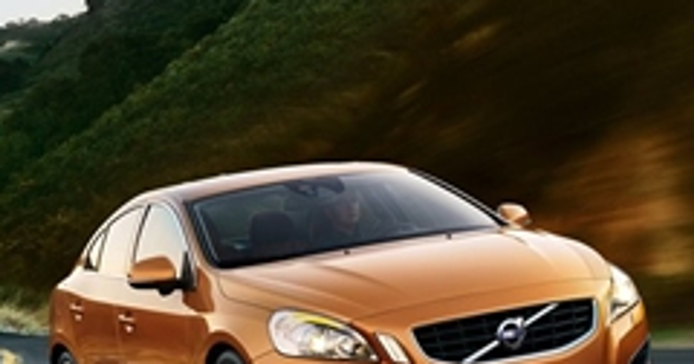 Volvo S60 dostępne będzie z dwoma zawieszeniami