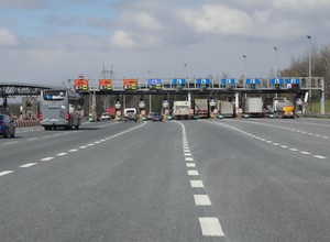 Od 1 kwietnia wszyscy kierowcy zapłacą więcej na autostradzie A4