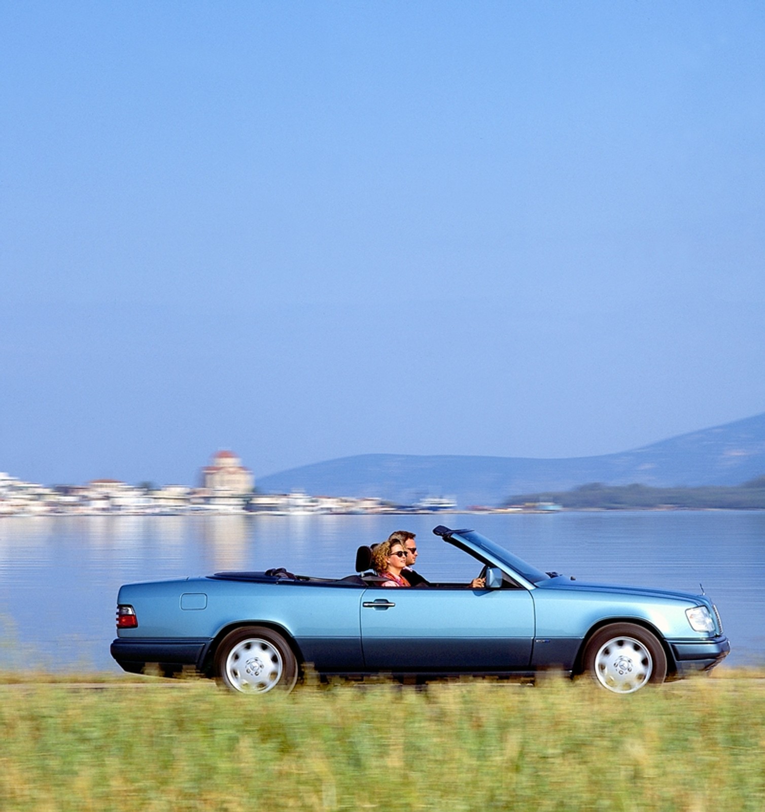 Mercedes W124 Cabrio – z pięknem trzeba obcować