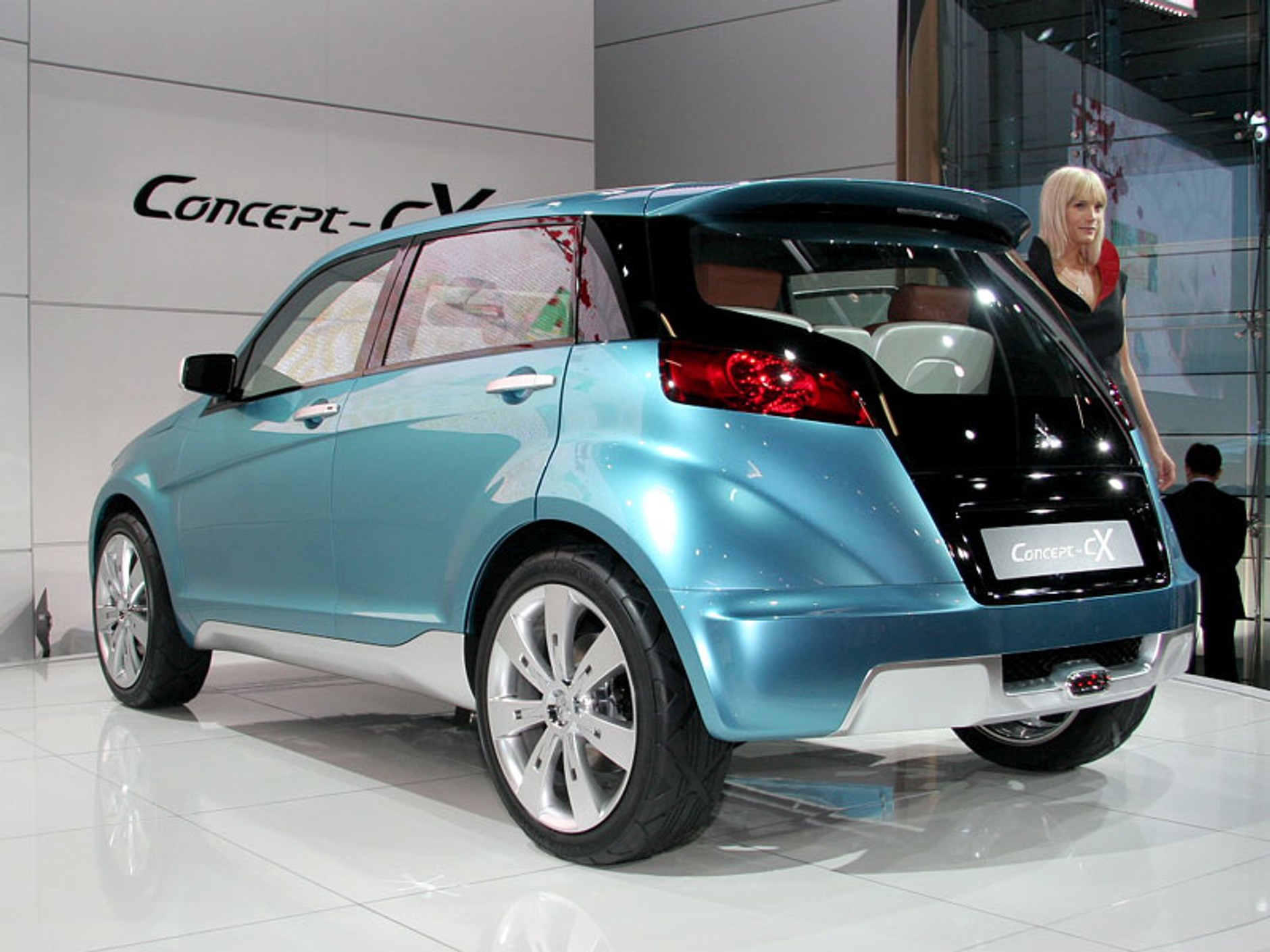 IAA Frankfurt 2009: jak dojechać, gdzie kupić bilet - informacje praktyczne dla zwiedzających