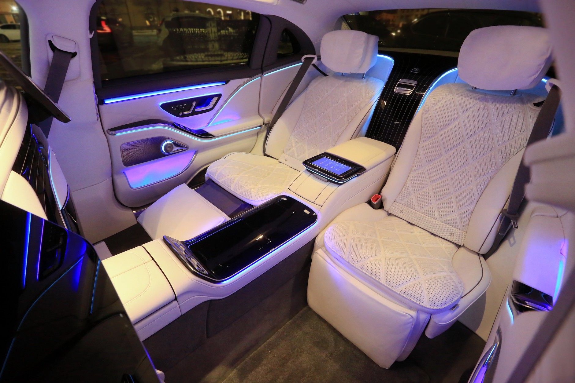 Mercedes-Maybach S680 (2021 r.; generacja Z 223)