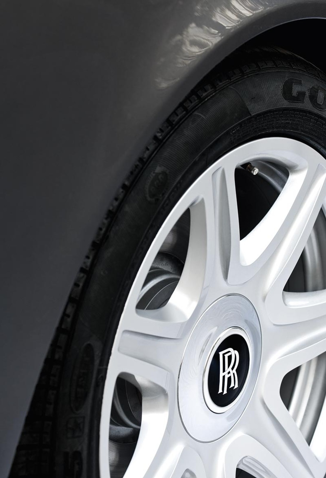 Genewa 2008: Rolls-Royce Phantom Coupé - dwudrzwiowy arystokrata