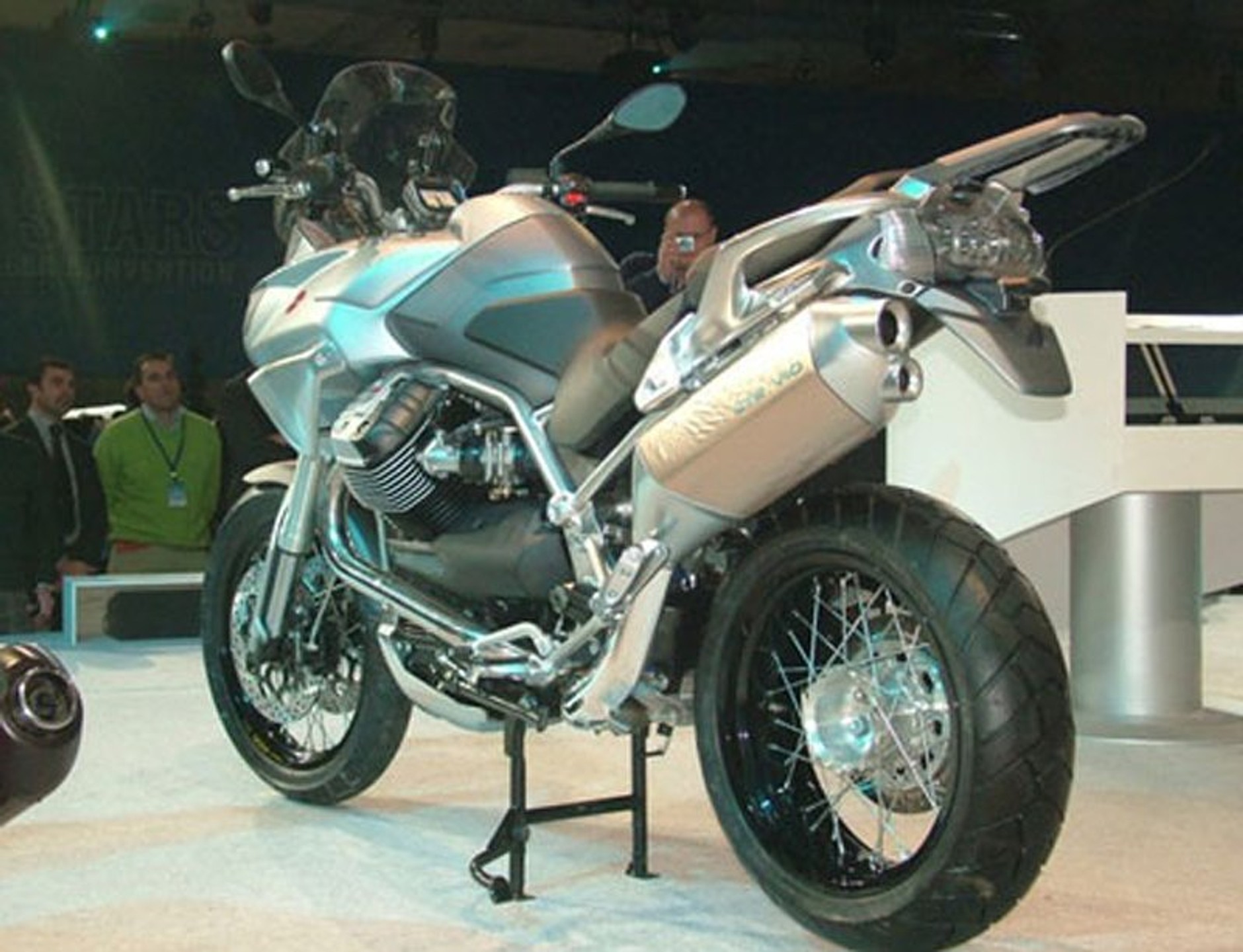 Moto Guzzi 1200 Stelvio: w reakcji na BMW R 1200 GS?