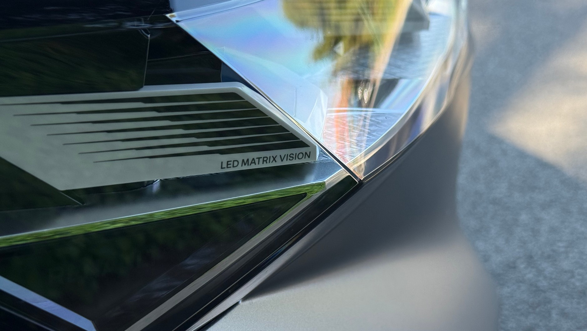 Renault Austral Esprit Alpine e-Tech 200 może być wyposażony w reflektory LED Matrix