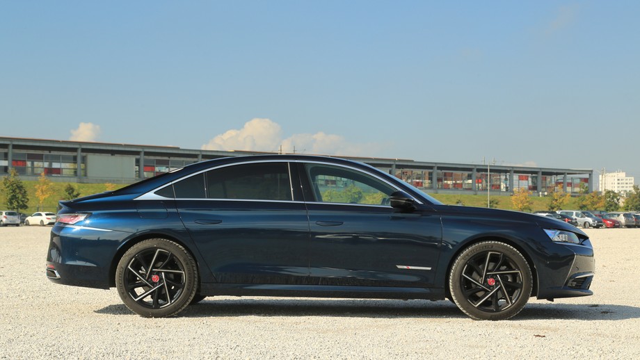 DS 9 2021 I generacja