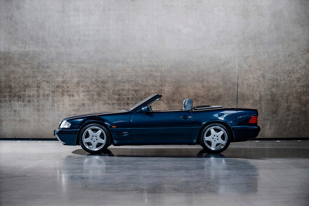 Mercedes R 129