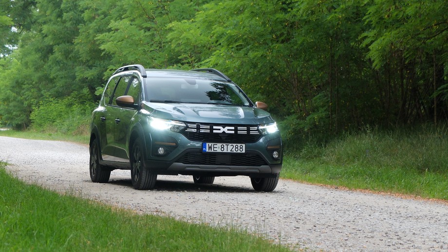 Dacia Jogger Extreme ECO G-100 LPG z wyposażeniem kempingowym