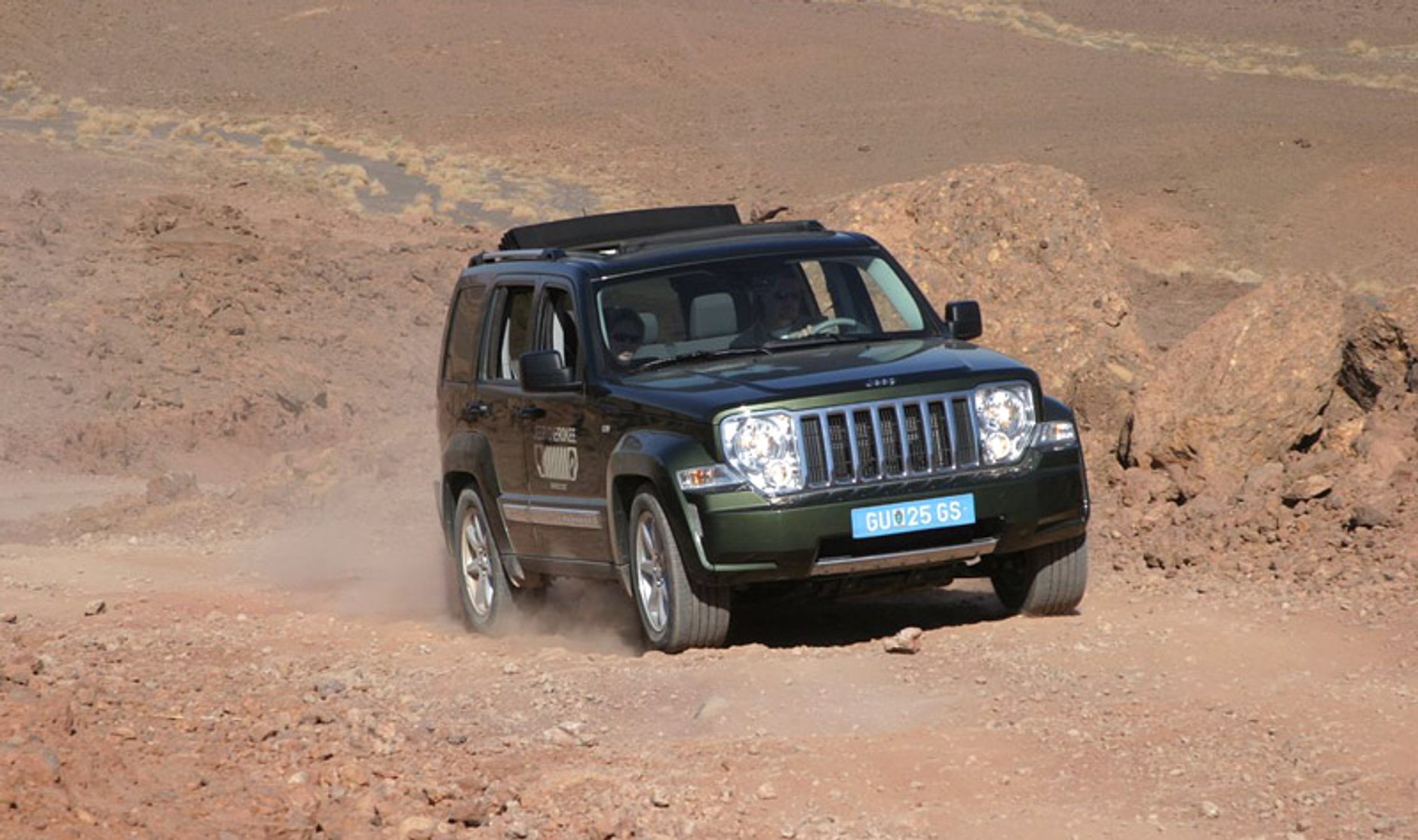 Jeep Cherokee na trasie Dakaru – pierwsze wrażenia z jazdy