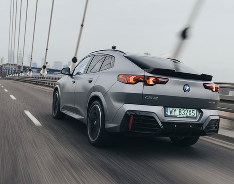 BMW iX2