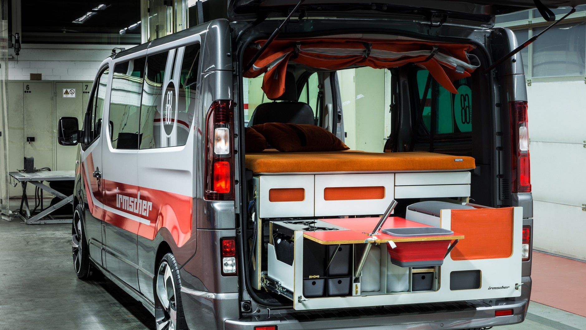 Irmscher Vivaro Liner 68 - w opcji moduł kempingowy