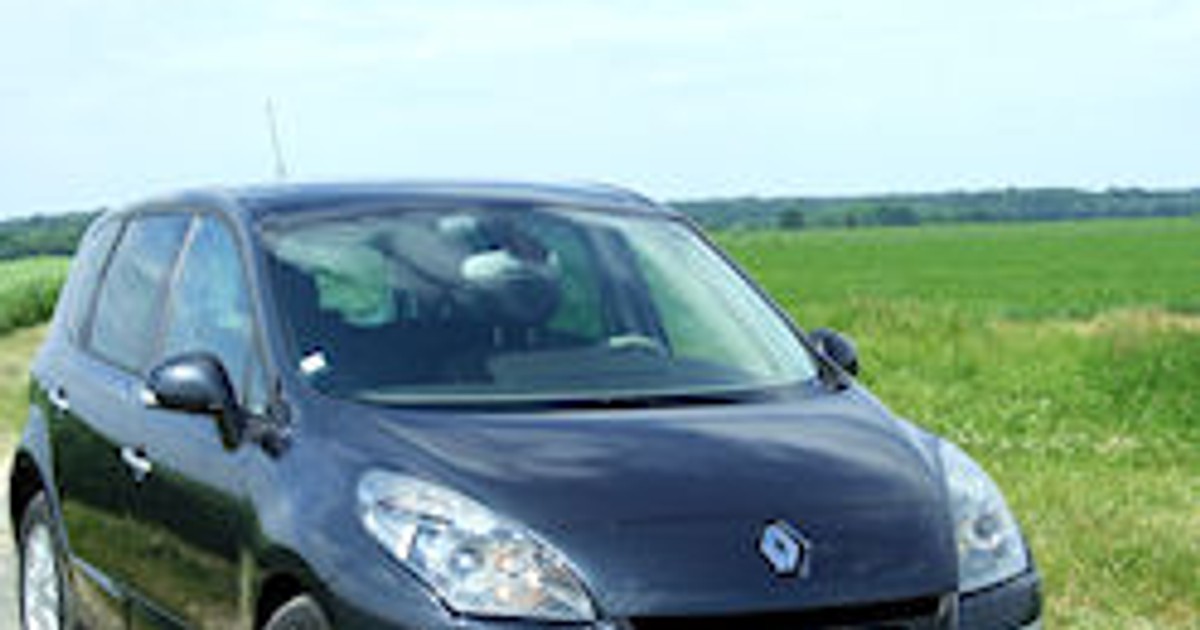 Nowy Renault Scenic: ładny, nowoczesny, wygodny (ceny w Polsce)