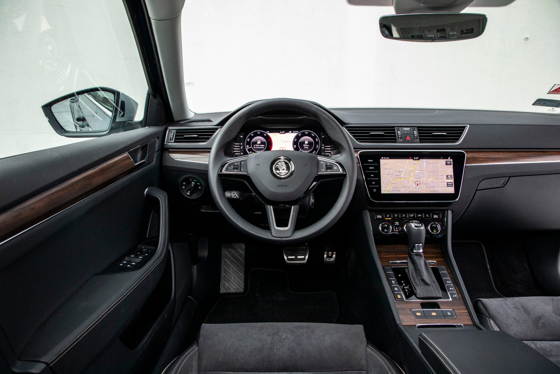 Skoda Superb Scout 2.0 TDI DSG 4x4