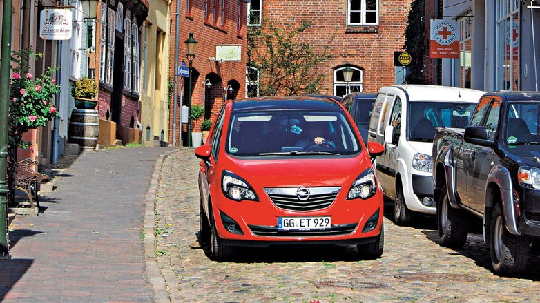 Test długodystansowy Opla Meriva 1.7 CDTI - Wyrazisty mały van