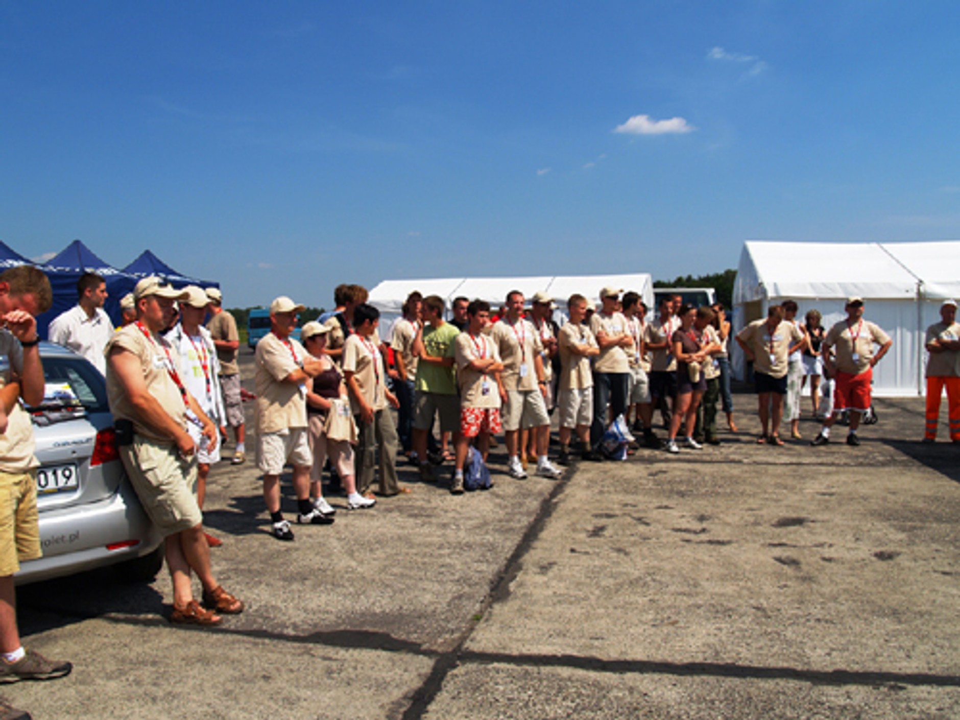 Meta w Bednarach, Lacetti w Warszawie