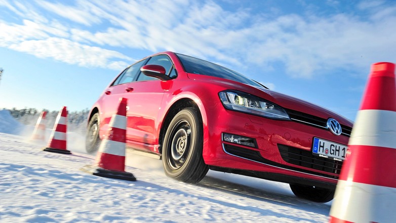 Inwazja Drogowych Bałwanów czyli pierwszy śnieg