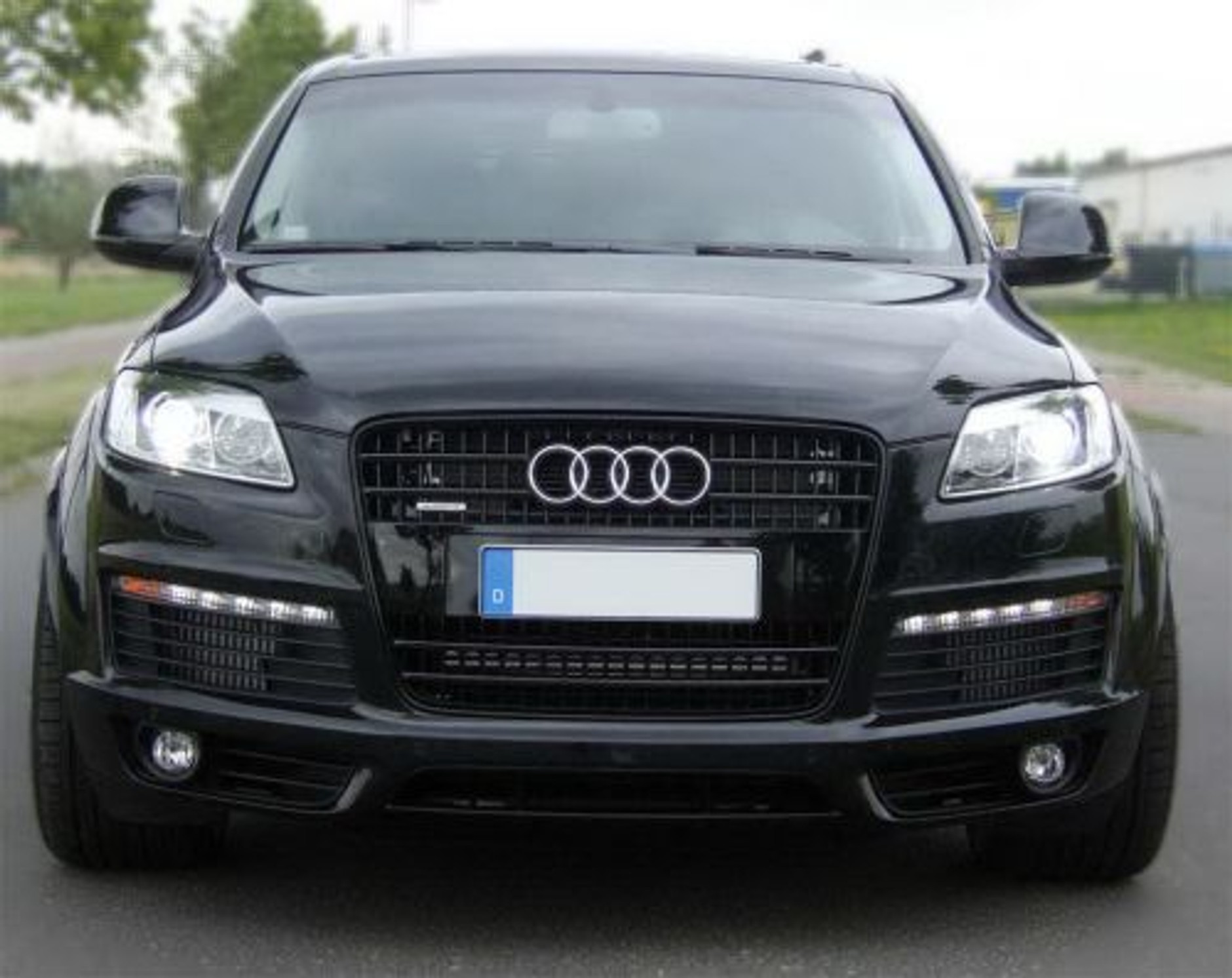 Audi Q7 - Z pazurem