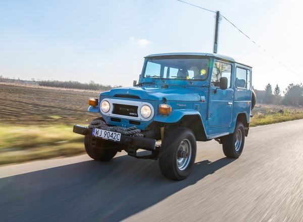 Toyota pamięta o swoich starszych modelach. Wyprodukuje części do Land Cruisera J40