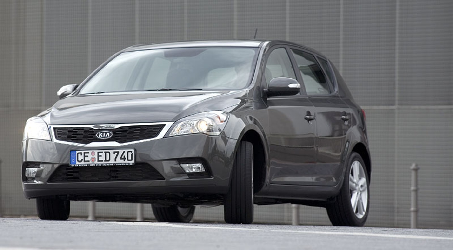 Kia cee´d 2010: pierwsze wrażenia z jazdy