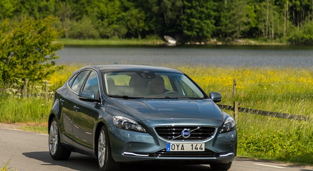 Tańsze Volvo V40