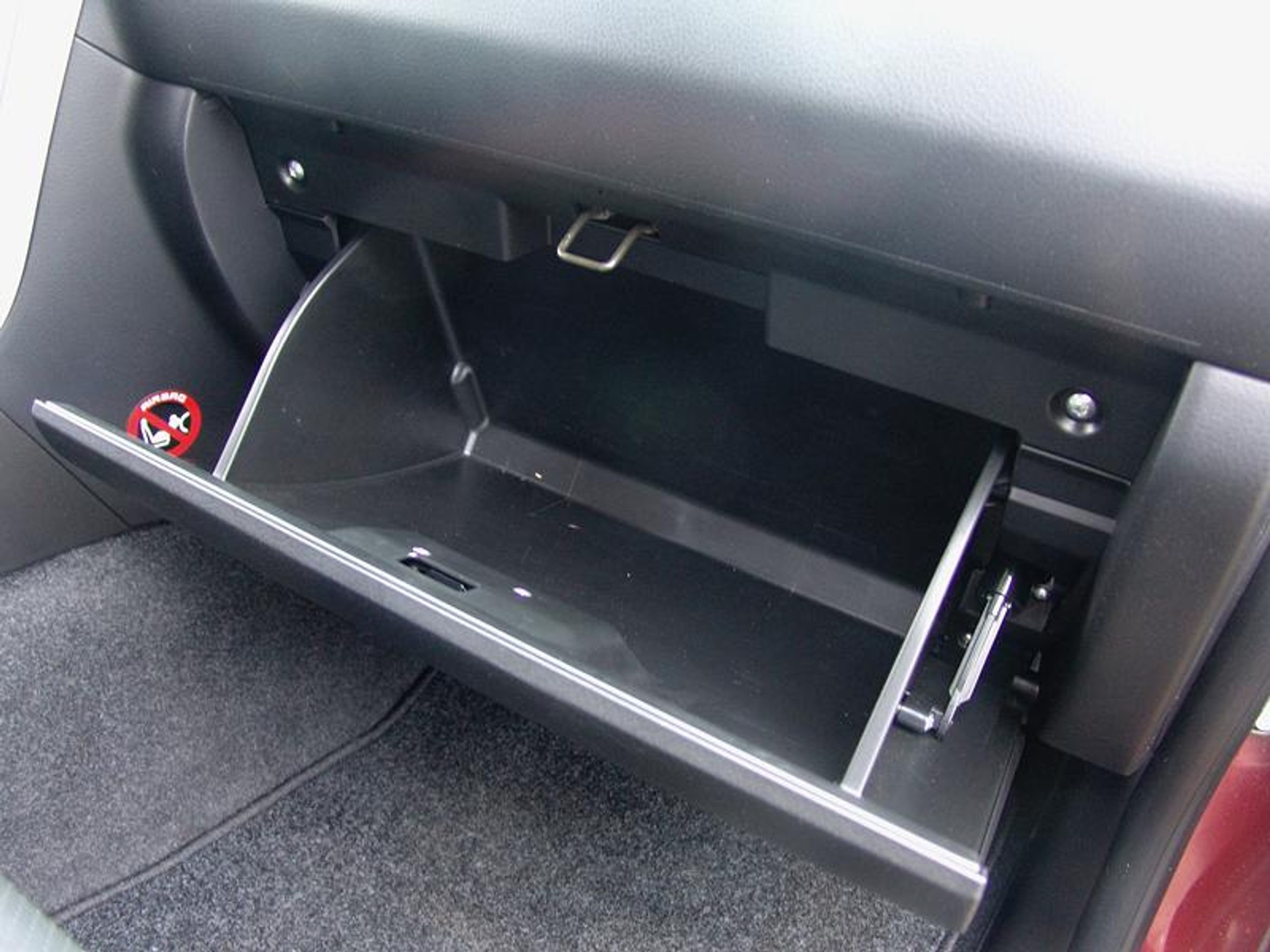 Suzuki Grand Vitara 2.0i DX 5d: terenowy atleta